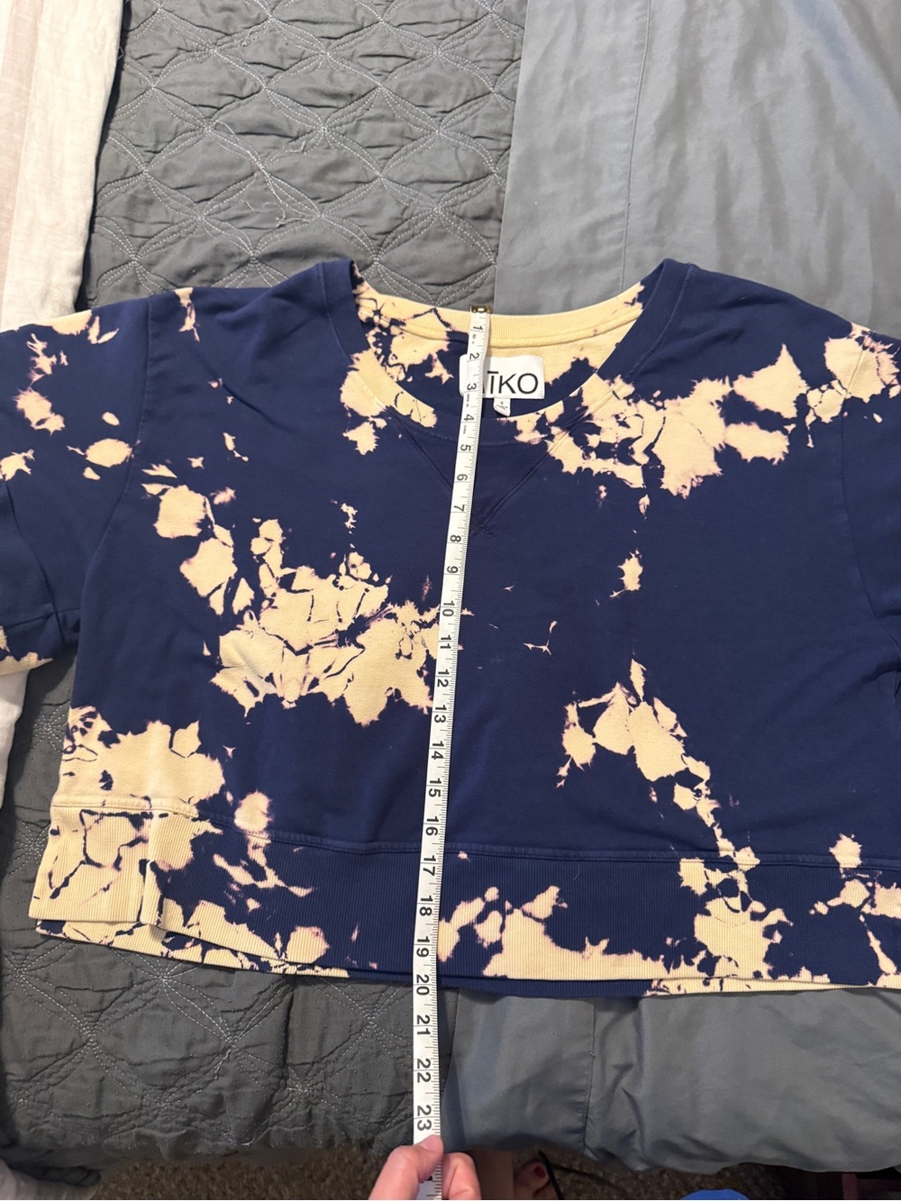 Aiko Navy and Cream Bleached Tie-Dye Cropped Sweatshirt